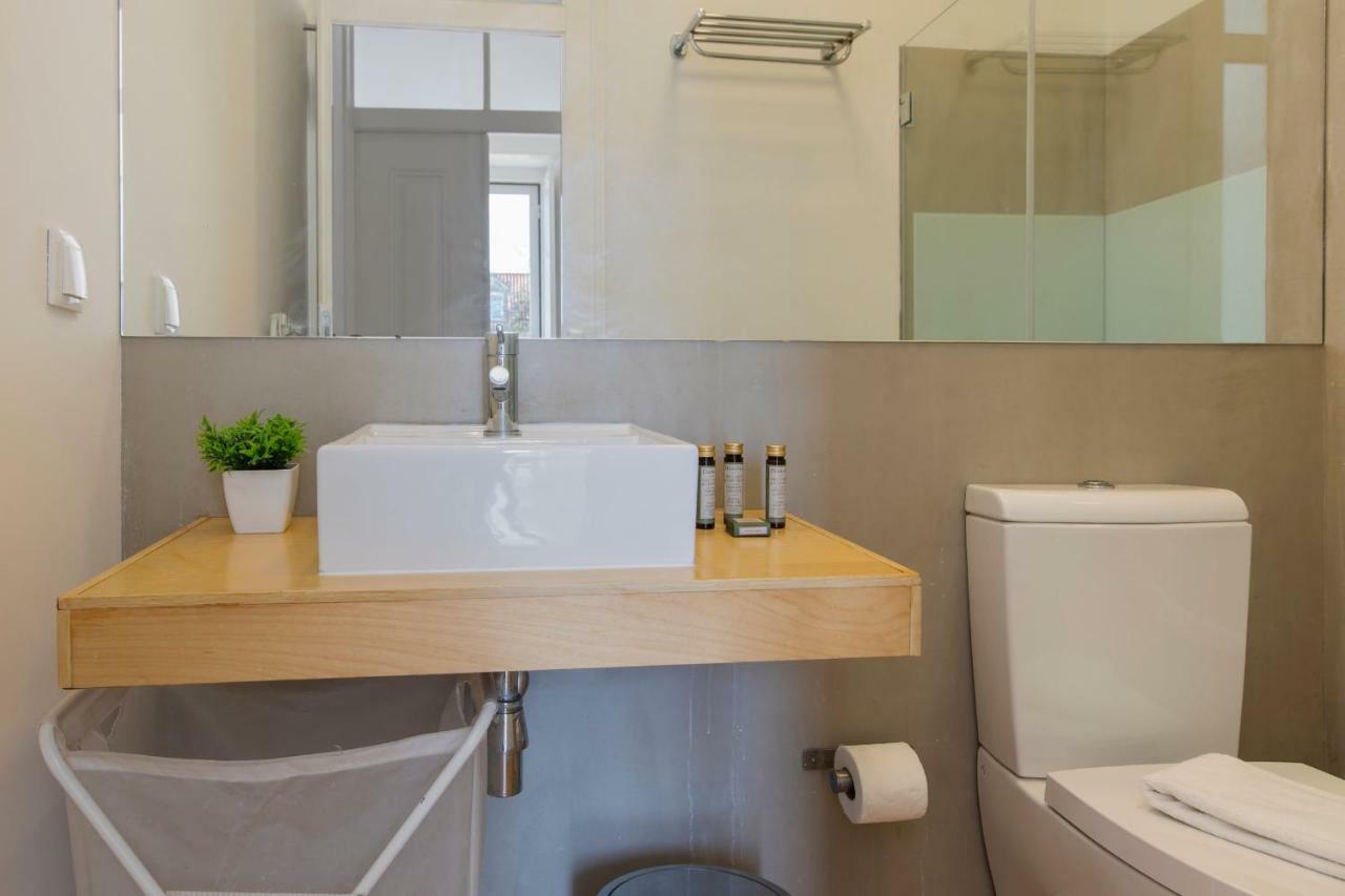 Lovelystay - Sunny Santa Catarina I Lisbon Luaran gambar
