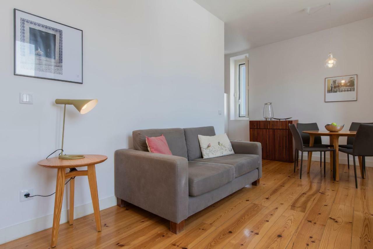 Lovelystay - Sunny Santa Catarina I Lisbon Luaran gambar