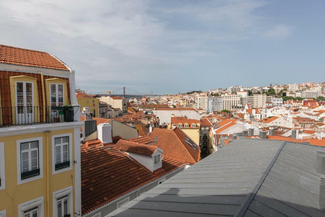 Lovelystay - Sunny Santa Catarina I Lisbon Luaran gambar