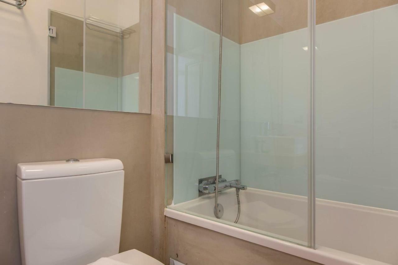 Lovelystay - Sunny Santa Catarina I Lisbon Luaran gambar
